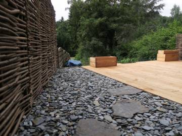 Terrasse en bois de mélèze à Liège