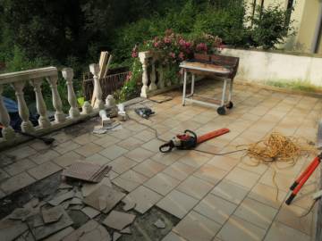 Terrasse en bois de mélèze à Liège